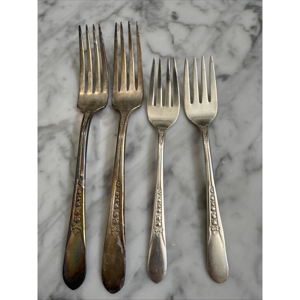 Priscilla Ladyann 1941 International Silver‎ Silverplate 4 Salad + Dinner Forks